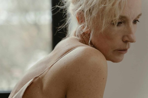 Which Foods Are Known to Naturally Boost Collagen Production for Aging Skin?